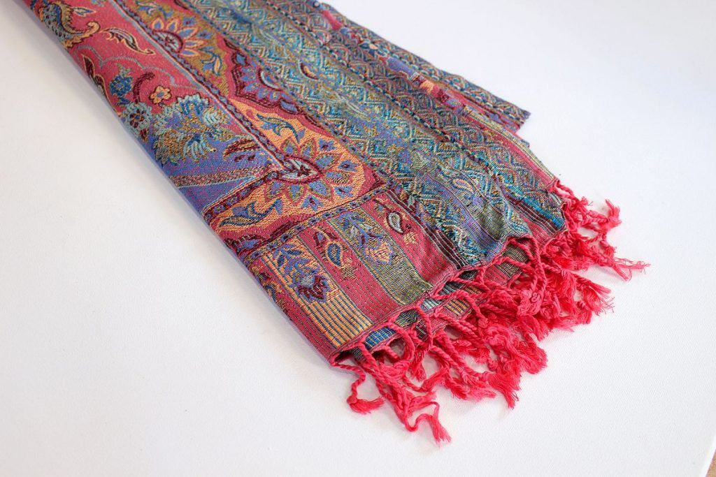 Sciarpa Pashmina Lana Merino 100% DANA XU - Oversize 244x109cm Con Nappe Sciarpa Pashmina Lana Merino 100% DANA XU - Oversize 244x109cm Con Nappe